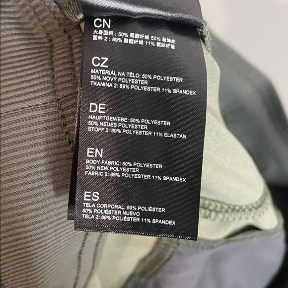 Kuhl | Women’s Camo FreeFlex Dash Pants Size Medium - Picture 8 of 8